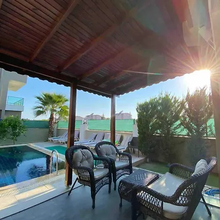 Detached And Luxury In Kadriye